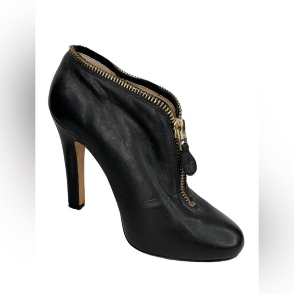Diane Von Furstenberg Camilla Zipper Leather Booties Black Career Size 7.5 - Picture 1 of 12